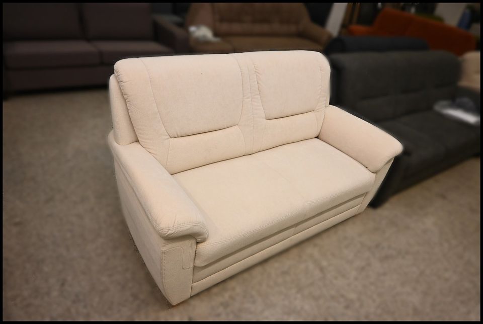 Polipol Relaxness 2-Sitzer Sofa in Soft Creme mit modernem Design und angenehmem Sitzkomfort