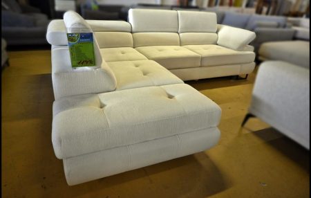 Luton Ecksofa in Weiß mit Schlaffunktion