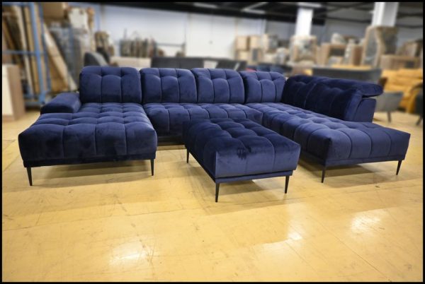Exxpo Grenada Ecksofa – Blaues Samtsofa mit Hocker & Kopfteilverstellung – Bild 10