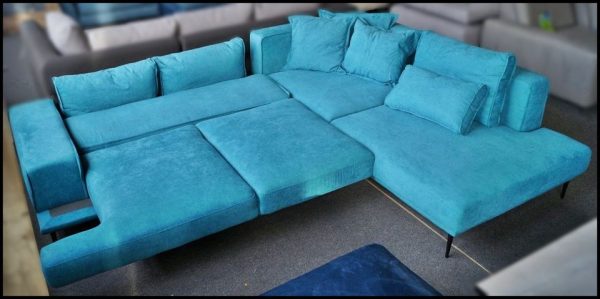Livio Ecksofa – Himmelblau Stoff mit Schlaffunktion & Federkern – Bild 2