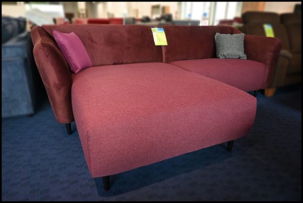 Soraya Ecksofa mit Kissen kompakte Größe