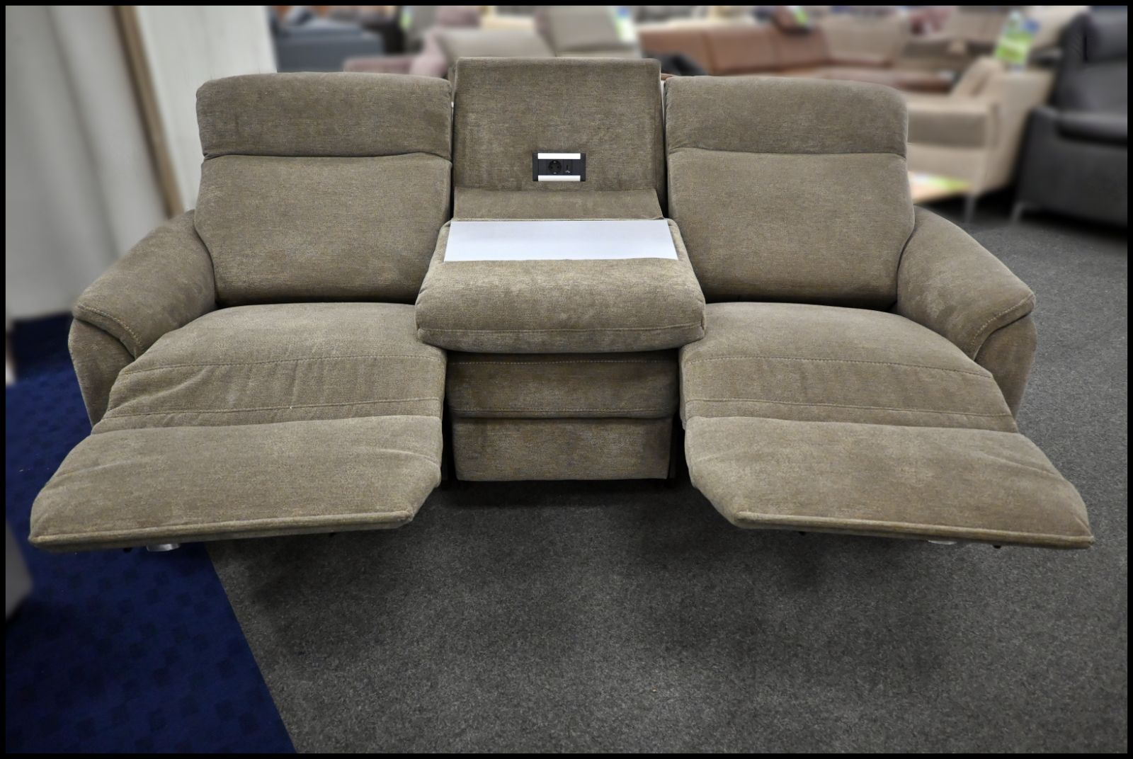 Polipol PP-PF20072 Sofa – Innovatives Design mit entspannenden Funktionen – Bild 5