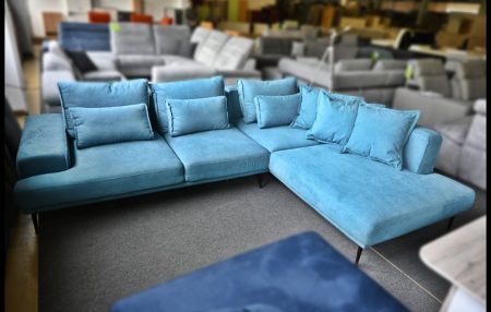 Livio Ecksofa in Himmelblau mit Schlaffunktion