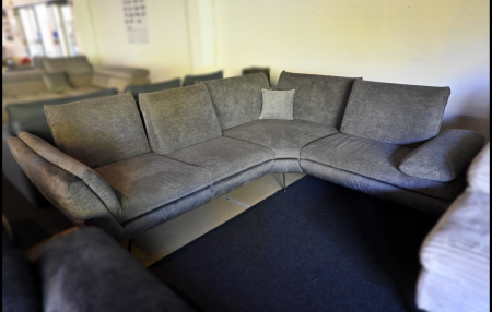 Polsterecke MEGA Anthrazit Federkern Ecksofa mit Sitztiefenverstellung, Armteilverstellung und schwarzen Metallfüßen