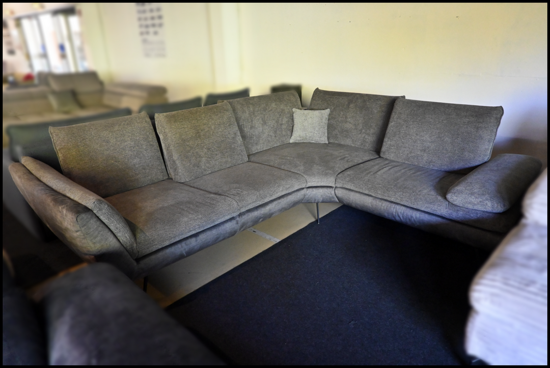 Polsterecke MEGA Anthrazit Federkern Ecksofa mit Sitztiefenverstellung, Armteilverstellung und schwarzen Metallfüßen