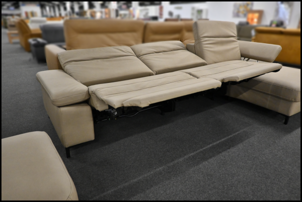 Hukla Polsterecke mit Galero Punto Bezug Desert – Sofa mit 4-Motor-Relaxfunktionen – Bild 7