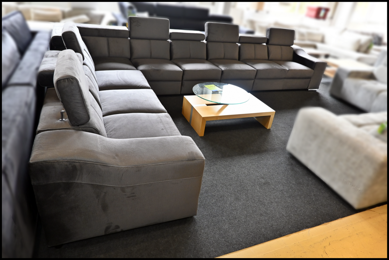 Polsterecke EWA II aus Samt in Anthrazit mit Kopfteilverstellung, Bettfunktion und Stauraum
