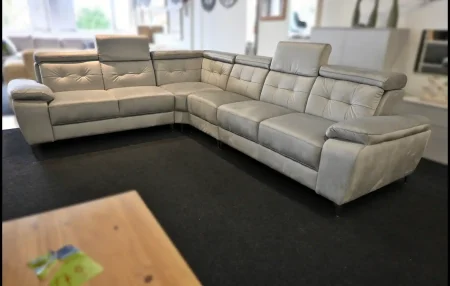 Eckgarnitur Vito Silver – XXL Samt Sofa mit Federkern & 5-fach Kopfteilverstellung