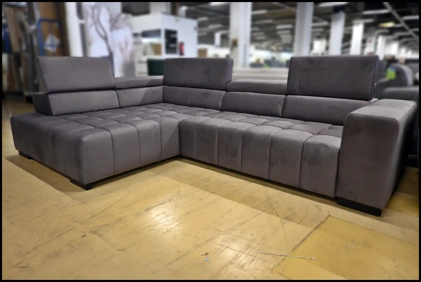 Polsterecke Elias Dunkelbraun – Samt Sofa mit Federkern & Verstellfunktionen