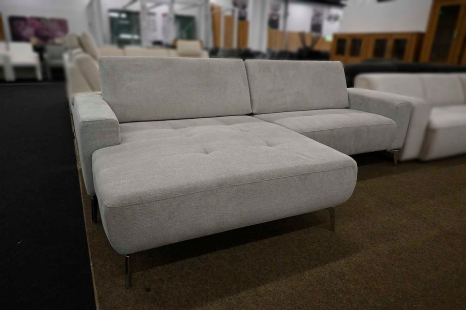 Megapol Relax Ecksofa in Cyber Ecru mit elektrischer Beinauflage